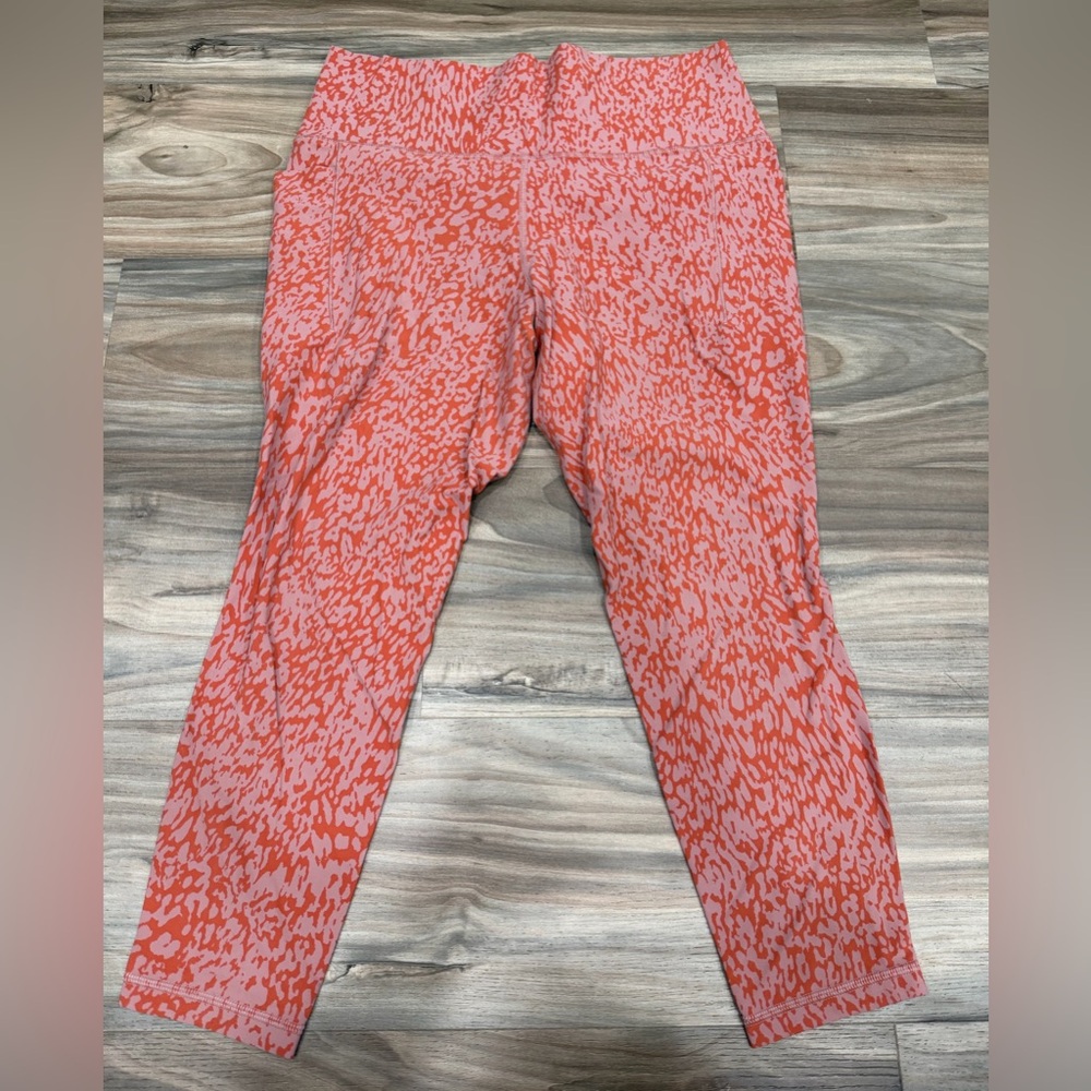 Athleta Coral and Light Pink Abstract Leggings